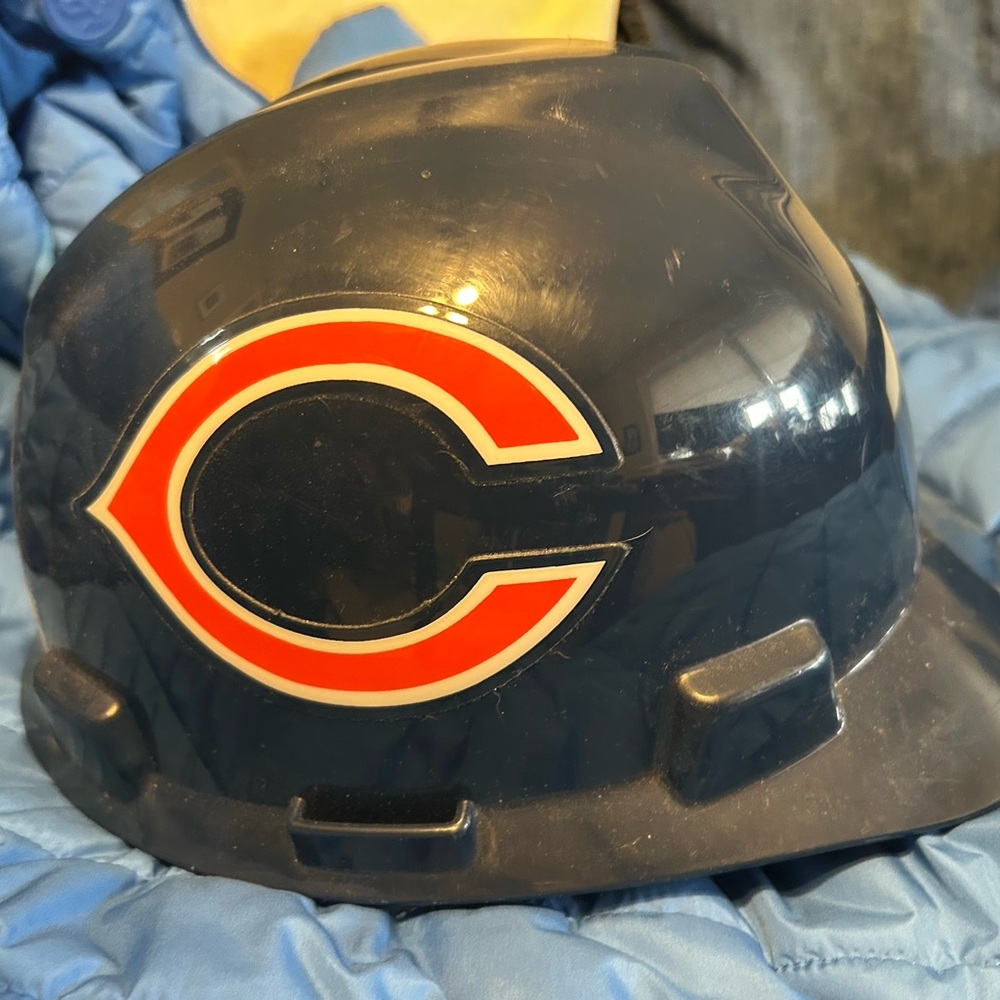 Chicago Bears Hard Hat with adjustable fitting.